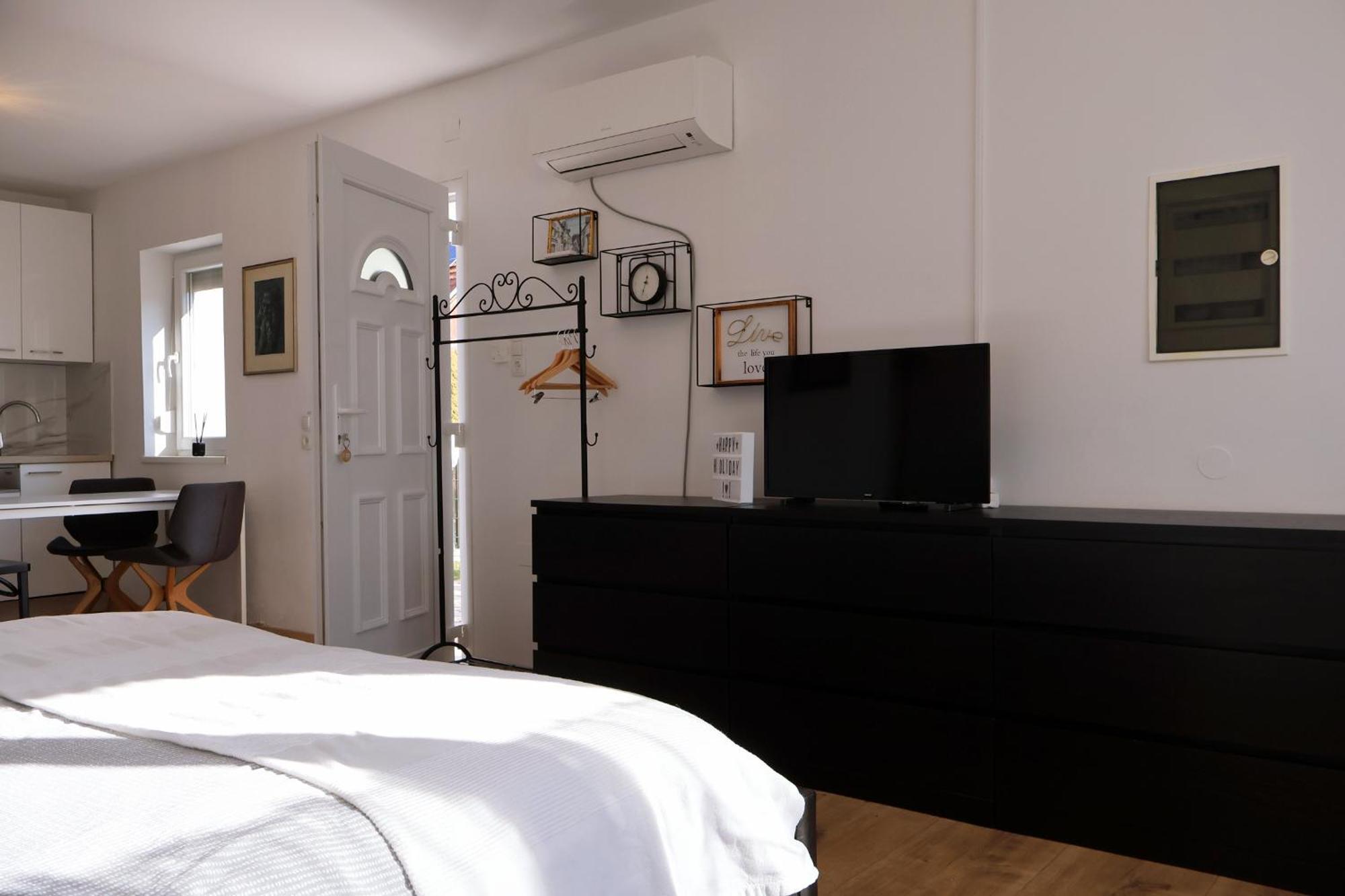 See Appartements Auszeit Fertőmeggyes Kültér fotó